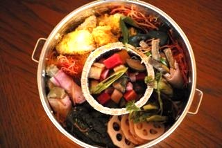 キッチン★ボルベールが運営する竹花いち子のホームページ - お料理ちゃん - エッセイ 2016おせち 「いちの重」はじまりはビビッド