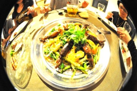 旅のおみやげサラダ　長野、松山、鹿児島で買った色々を使って「旅のおみやげサラダ」です。photo by 石黒さん